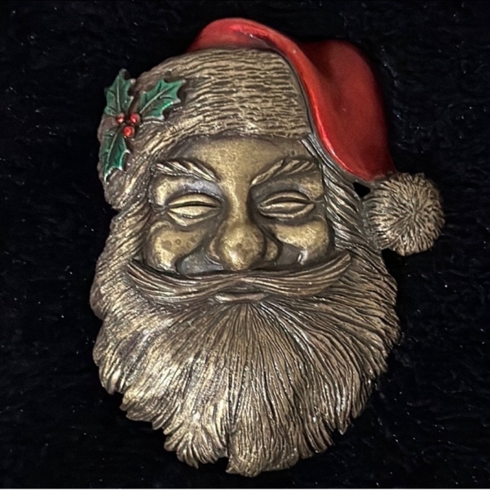 Vintage 1990's Jonette Jewelry Santa Clause Brooch